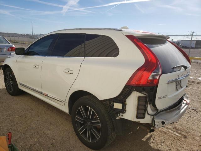 YV440MDR1H2223310 - 2017 VOLVO XC60 T5 DYNAMIC თეთრი ფოტო 2