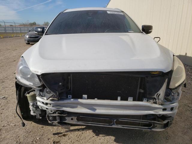 YV440MDR1H2223310 - 2017 VOLVO XC60 T5 DYNAMIC თეთრი ფოტო 5