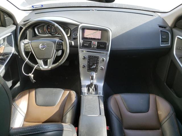 YV440MDR1H2223310 - 2017 VOLVO XC60 T5 DYNAMIC თეთრი ფოტო 8