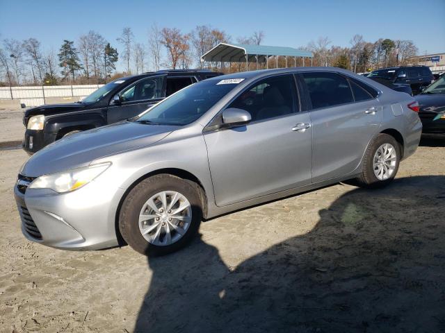 4T4BF1FK1GR553976 - 2016 TOYOTA CAMRY LE SILVER photo 1
