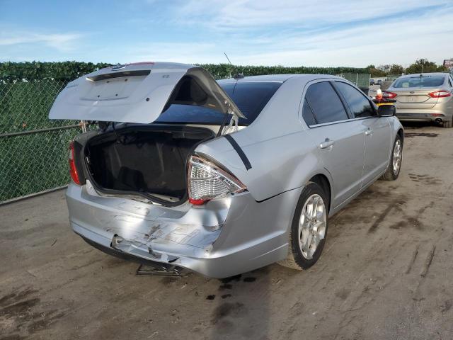 3FAHP0HA6BR219596 - 2011 FORD FUSION SE SILVER photo 3