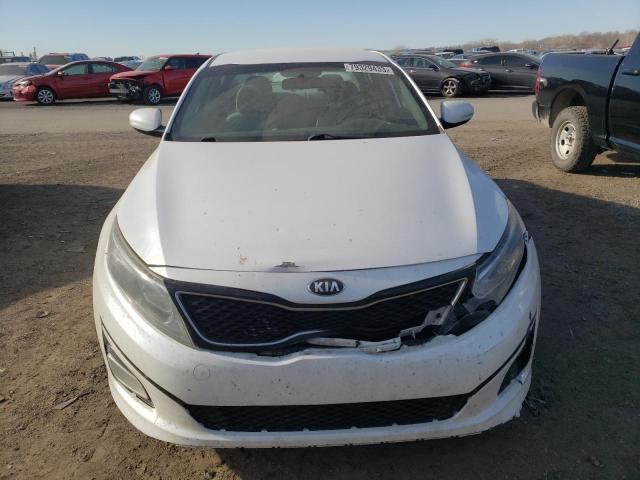 KNAGM4A78F5574845 - 2015 KIA OPTIMA LX WHITE photo 5