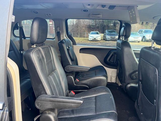 2C4RC1BG0ER160486 - 2014 CHRYSLER TOWN & COU TOURING შავი ფოტო 6