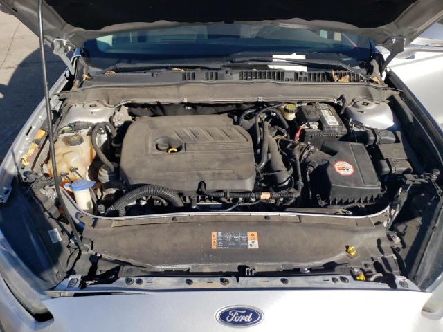 1FA6P0HDXF5113291 - 2015 FORD FUSION SE SILVER photo 11