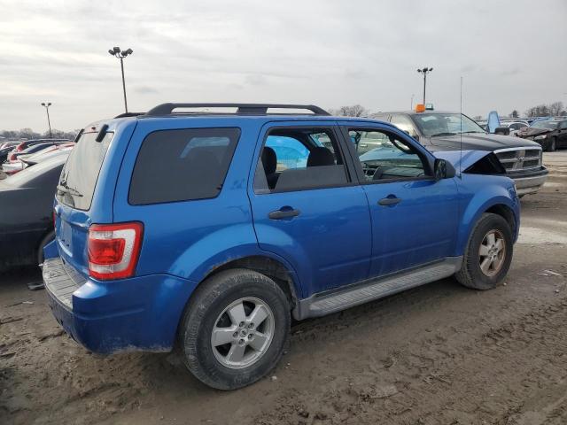 1FMCU0D70CKB33063 - 2012 FORD ESCAPE XLT BLUE photo 3