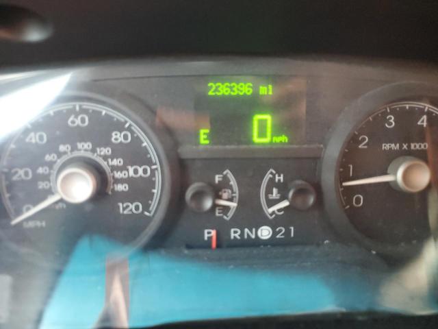 1L1FM88WX6Y637930 - 2006 LINCOLN TOWN CAR EXECUTIVE WHITE photo 9