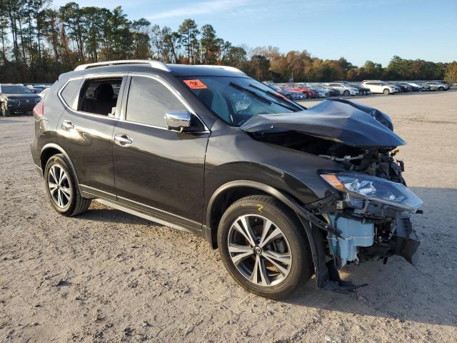 JN8AT2MT5LW004045 - 2020 NISSAN ROGUE S BLACK photo 4