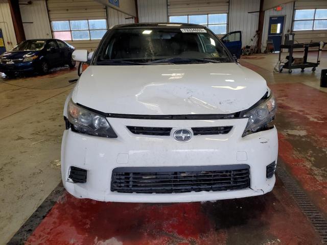 JTKJF5C74C3030638 - 2012 TOYOTA SCION TC 白色 照片 5