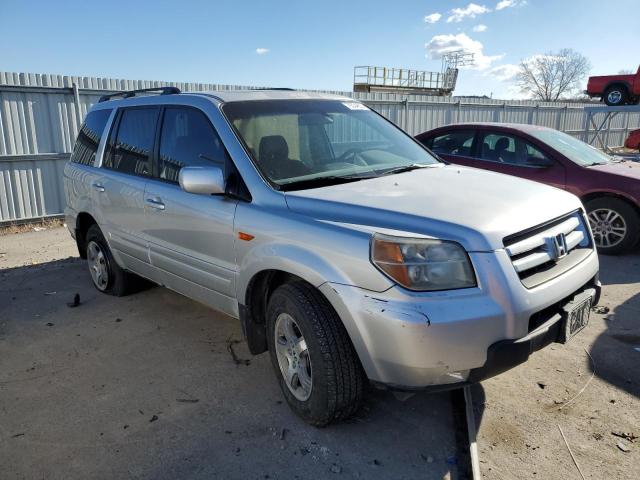 2HKYF185X7H510070 - 2007 HONDA PILOT EXL SILVER photo 4