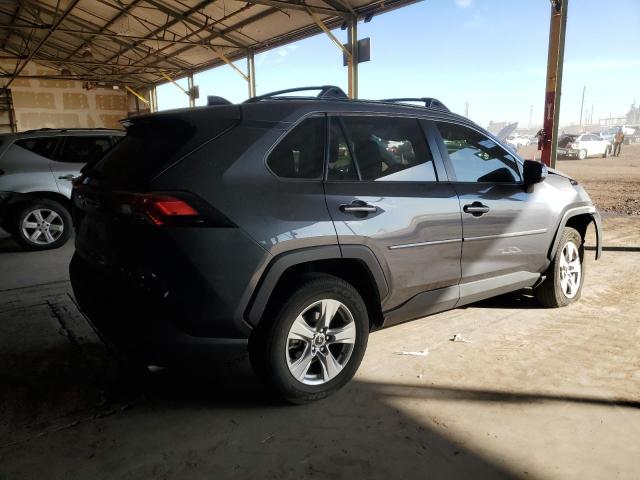 JTMW1RFV3KD033584 - 2019 TOYOTA RAV4 XLE CHARCOAL photo 3