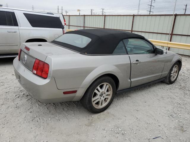 1ZVHT84N685142122 - 2008 FORD MUSTANG GRAY photo 3