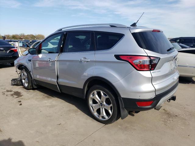 1FMCU9J95JUD55822 - 2018 FORD ESCAPE TITANIUM SILVER photo 2