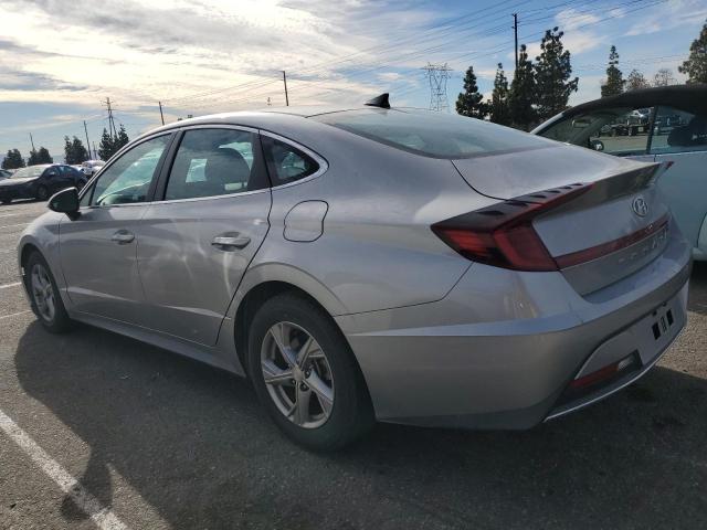 5NPEG4JA4MH074966 - 2021 HYUNDAI SONATA SE SILVER photo 2