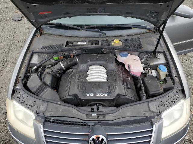 WVWRH63B71P294845 - 2001 VOLKSWAGEN PASSAT GLX ნაცრისფერი ფოტო 11