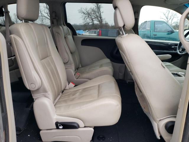 2C4RC1BG2FR601696 - 2015 CHRYSLER TOWN & COU TOURING SILVER photo 11