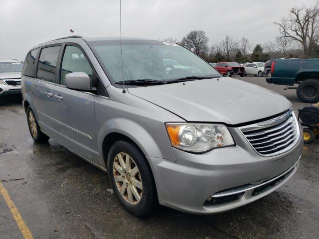 2C4RC1BG2FR601696 - 2015 CHRYSLER TOWN & COU TOURING SILVER photo 4