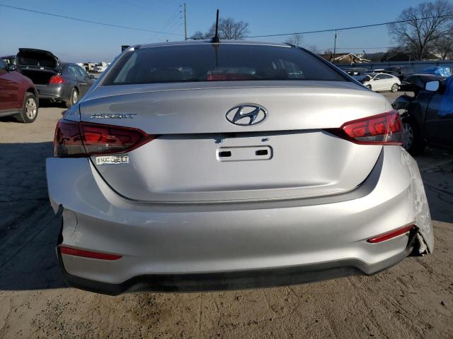 3KPC24A69LE111417 - 2020 HYUNDAI ACCENT SE SILVER photo 6