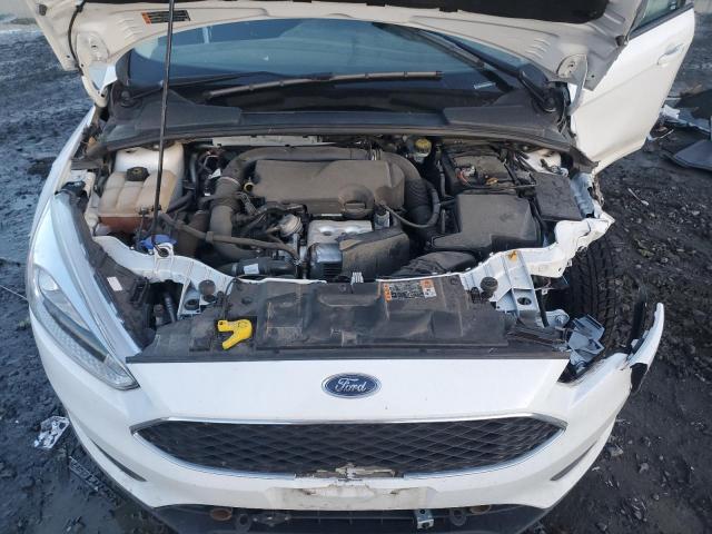 1FADP3KE0GL294019 - 2016 FORD FOCUS SE WHITE photo 11