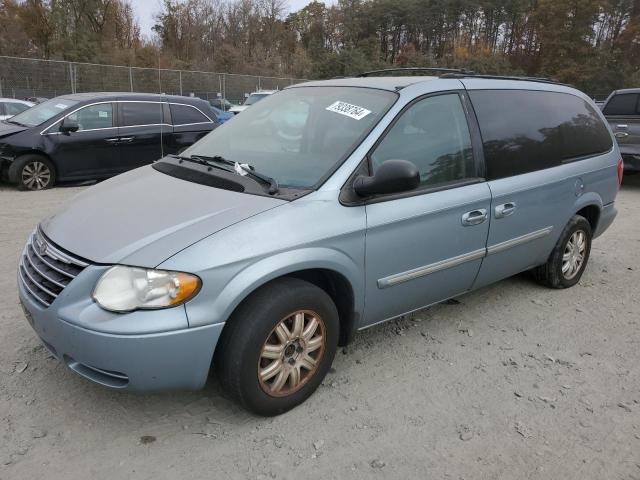 2005 CHRYSLER TOWN & COU TOURING, 