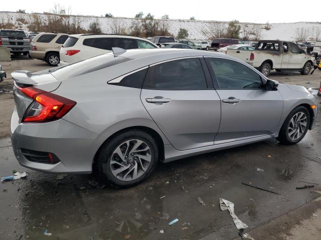 19XFC2F76HE029815 - 2017 HONDA CIVIC EX SILVER photo 3