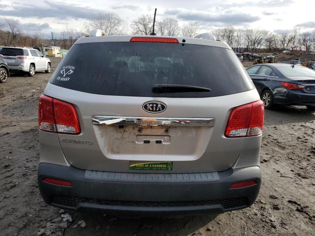 5XYKTDA29DG351853 - 2013 KIA SORENTO LX SILVER photo 6