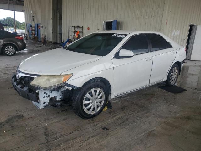 4T4BF1FK0DR285868 - 2013 TOYOTA CAMRY L WHITE photo 1