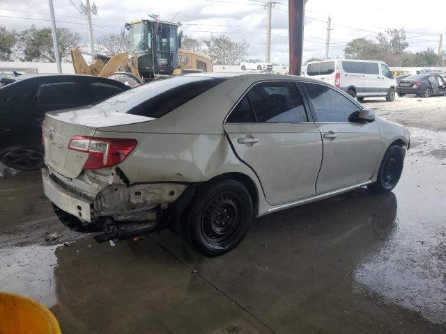 4T4BF1FK0DR285868 - 2013 TOYOTA CAMRY L WHITE photo 3