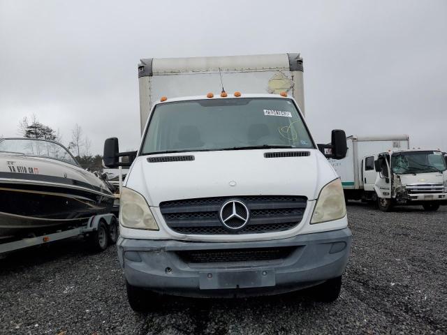 WDAPF4CC0B9484098 - 2011 MERCEDES-BENZ SPRINTER 3500 WHITE photo 5