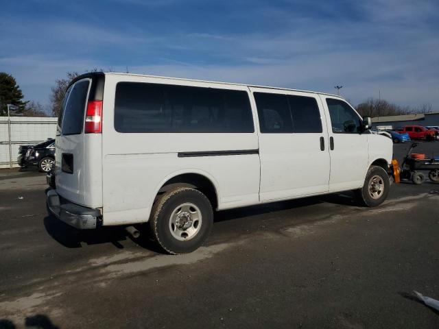1GAZGPFP6J1183540 - 2018 CHEVROLET EXPRESS G3 LT WHITE photo 3
