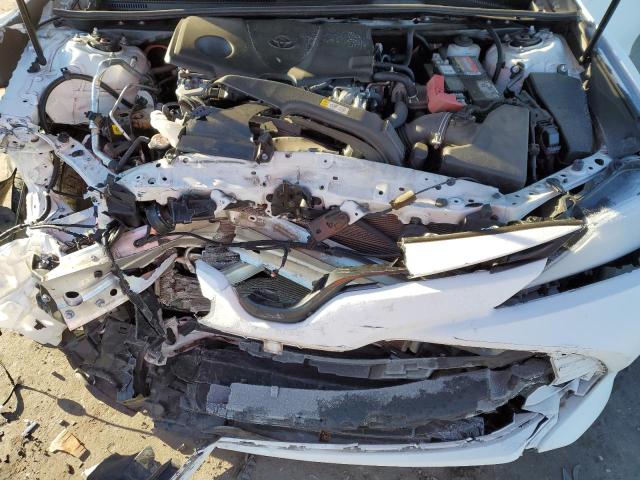 4T1C11AK4LU945445 - 2020 TOYOTA CAMRY LE WHITE photo 11