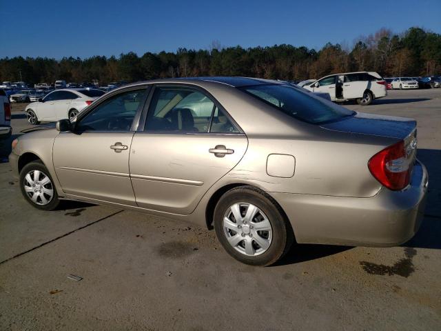 JTDBE32K820033275 - 2002 TOYOTA CAMRY LE GOLD photo 2