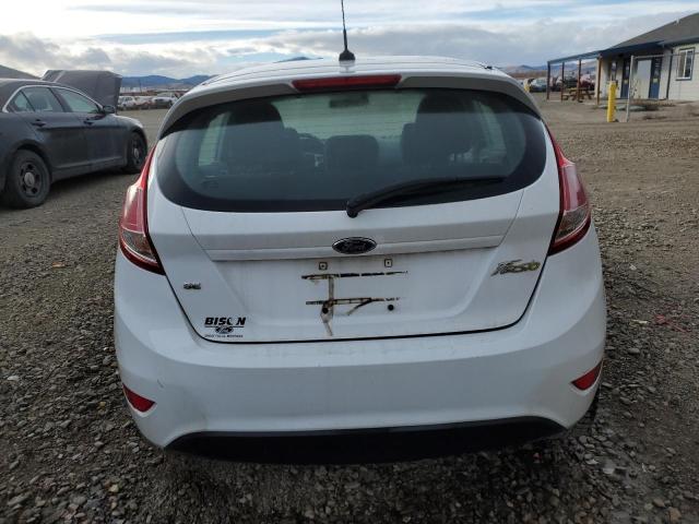 3FADP4EJ5GM205686 - 2016 FORD FIESTA SE WHITE photo 6