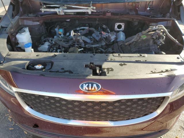 KNDMC5C13F6064775 - 2015 KIA SEDONA EX MAROON photo 11