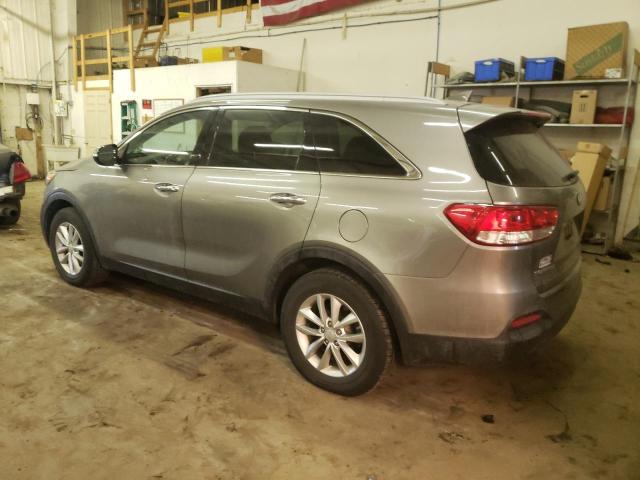 5XYPG4A31HG295531 - 2017 KIA SORENTO LX GRAY photo 2