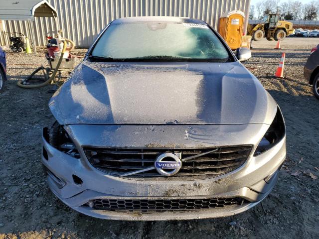 YV140MTL8H2427550 - 2017 VOLVO S60 DYNAMIC GRAY photo 5