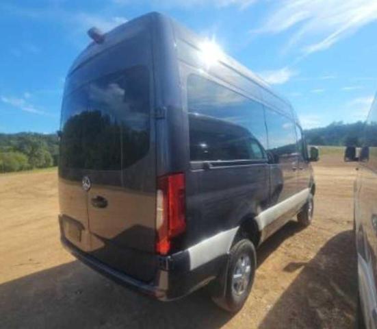 W1X4NBVY1PT146381 - 2023 MERCEDES-BENZ SPRINTER 2500 GRAY photo 4