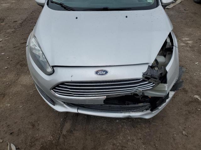 3FADP4BJ4JM132841 - 2018 FORD FIESTA SE SILVER photo 12