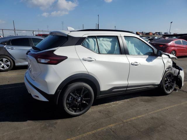 3N1CP5DV4PL539927 - 2023 NISSAN KICKS SR WHITE photo 3