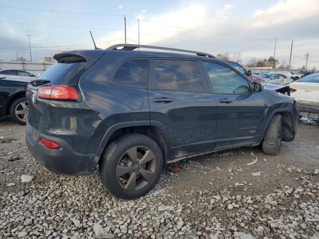 1C4PJMCS2HW567531 - 2017 JEEP CHEROKEE LATITUDE GRAY photo 3