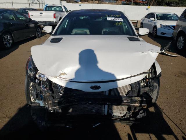 KNAGR4A68B5156532 - 2011 KIA OPTIMA SX WHITE photo 5