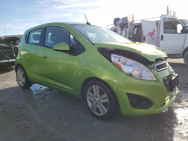 KL8CD6S94EC497634 - 2014 CHEVROLET SPARK 1LT GREEN photo 4