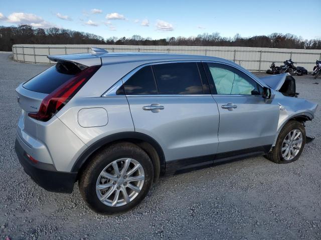 1GYAZAR40NF123804 - 2022 CADILLAC XT4 LUXURY SILVER photo 3