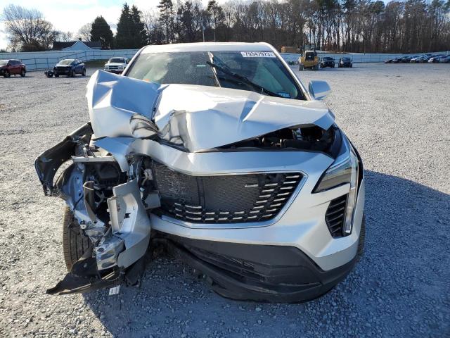 1GYAZAR40NF123804 - 2022 CADILLAC XT4 LUXURY SILVER photo 5