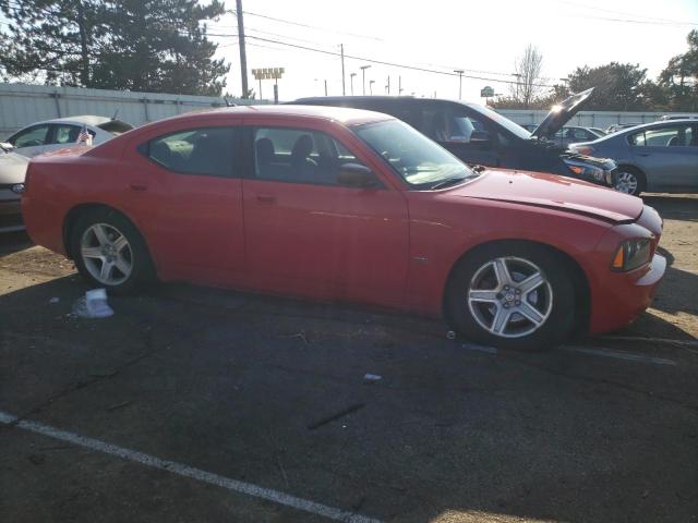 2B3KA43G08H288259 - 2008 DODGE CHARGER RED photo 4