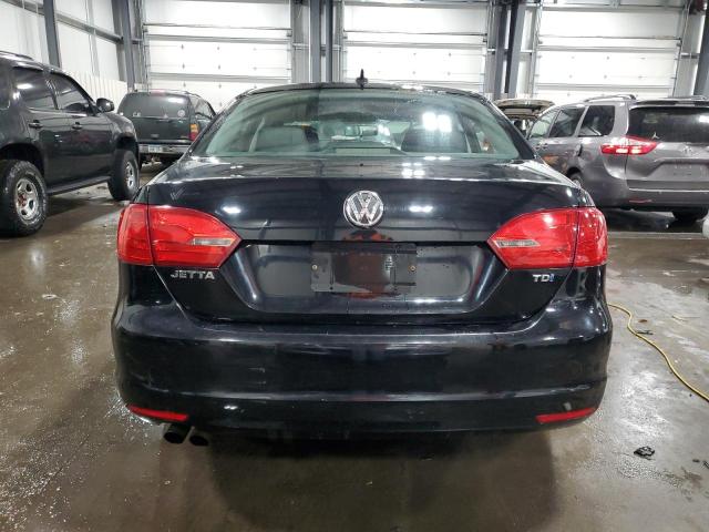 3VWLL7AJ2BM090849 - 2011 VOLKSWAGEN JETTA TDI BLACK photo 6