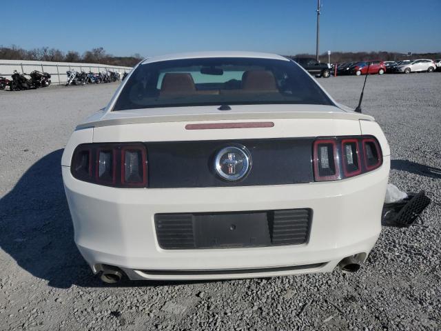 1ZVBP8AM3D5236099 - 2013 FORD MUSTANG WHITE photo 6