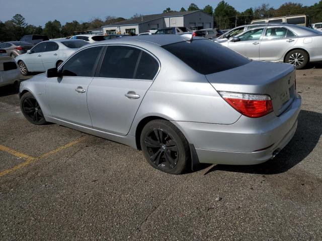 WBANU53519C122096 - 2009 BMW 528 I SILVER photo 2