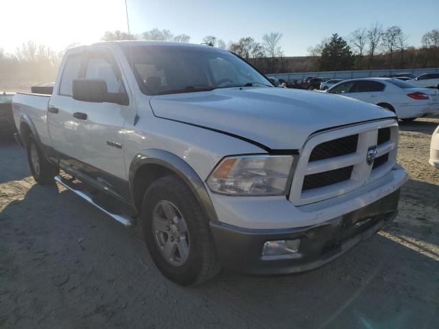 1D3HB18PX9S756514 - 2009 DODGE RAM 1500 WHITE photo 4