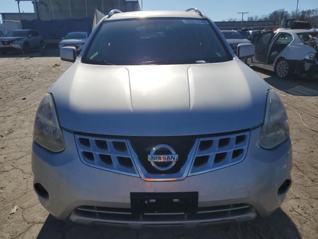 JN8AS5MT8CW602344 - 2012 NISSAN ROGUE S WHITE photo 5