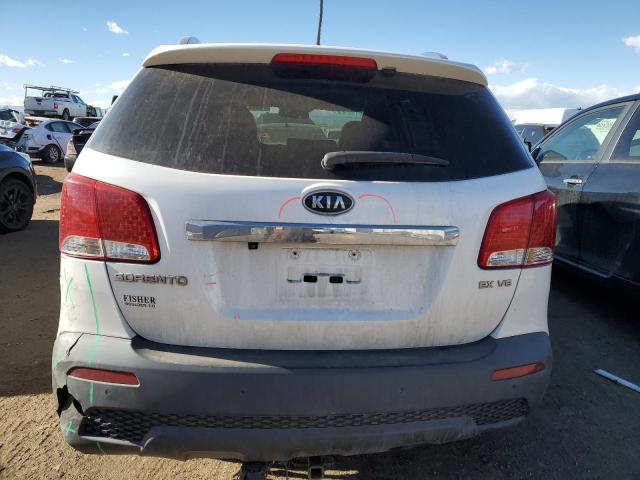 5XYKUDA20BG155939 - 2011 KIA SORENTO EX WHITE photo 6